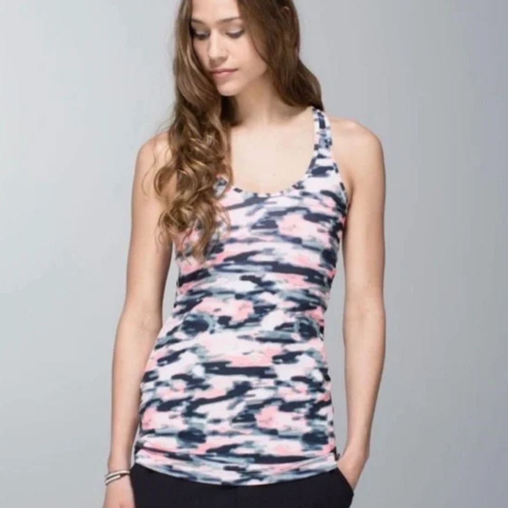 Lululemon Pink Wamo Camo Cool Racerback Tank Size S